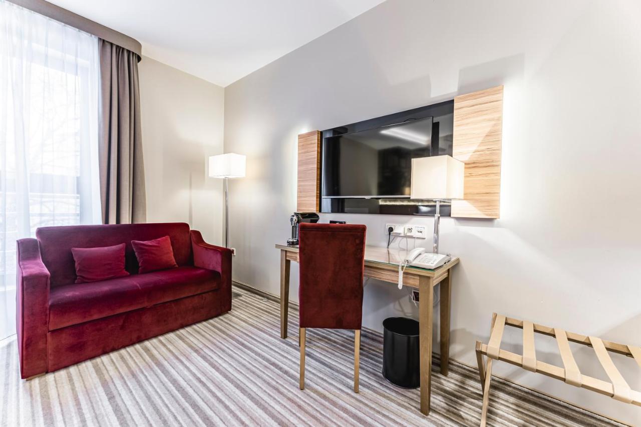 Hotel Wieniawski Lublin Bagian luar foto