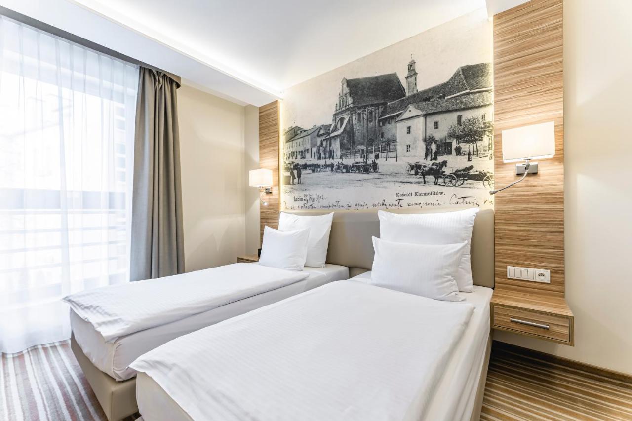 Hotel Wieniawski Lublin Bagian luar foto