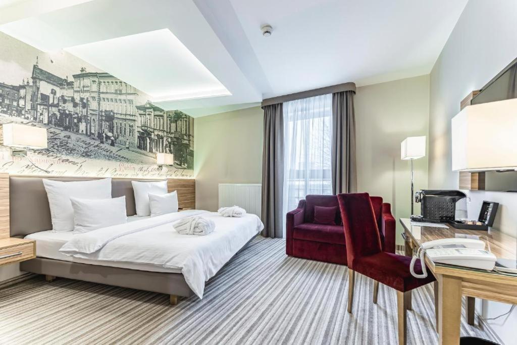 Hotel Wieniawski Lublin Bagian luar foto