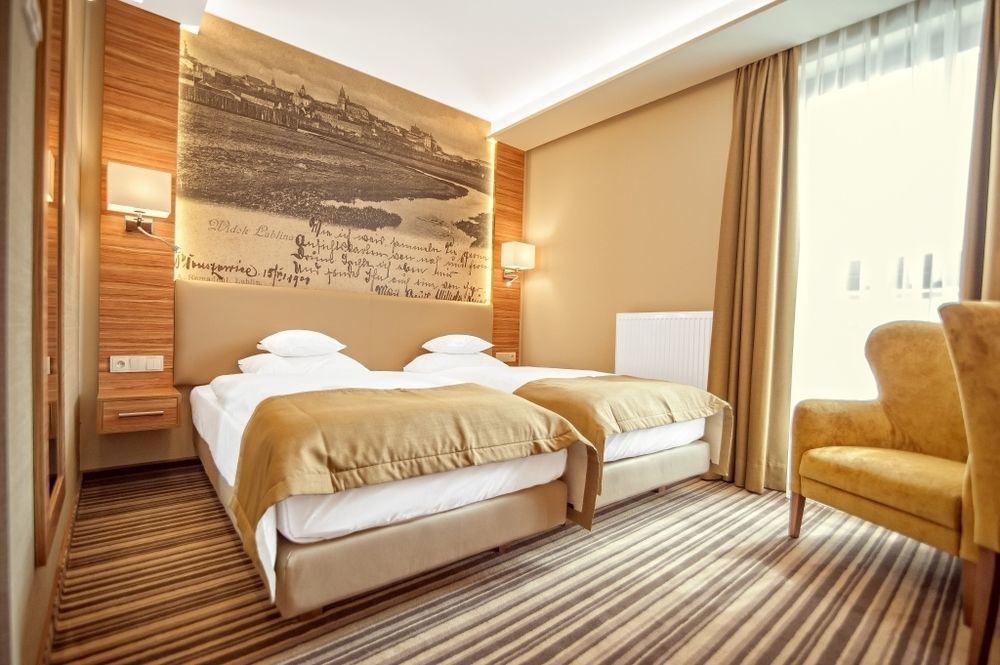 Hotel Wieniawski Lublin Bagian luar foto